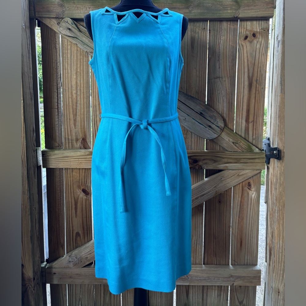 Talbots Retro Style Turquoise Cutout Neckline Sleeveless Sheath Dress Size 8